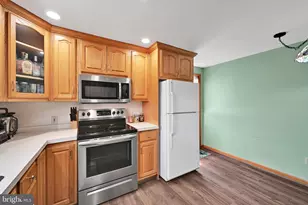 207 E Hunter St, Lyon Station, PA 19536 - Photo 9