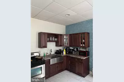 110 S 6th Street, Reading, PA 19602 - Photo 3