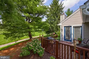 141 Hawthorne Ct, Wyomissing, PA 19610 - Photo 9