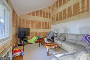105 Radcliffe, Reading, PA 19609 - Photo 17