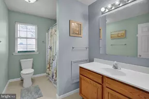 705 Meadowcrest Ln, Douglassville, PA 19518 - Photo 15