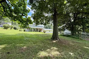 3646 Chestnut St, Temple, PA 19560 - Photo 7