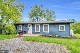 470 N Shore Dr, Lenhartsville, PA 19534 - Photo 1
