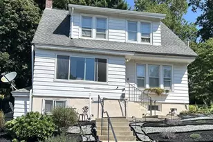 37 Park Rd, Reading, PA 19609 - Photo 1