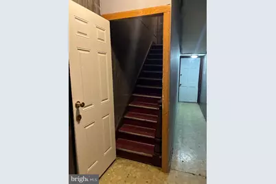 212 S 3rd Street, Reading, PA 19602 - Photo 5
