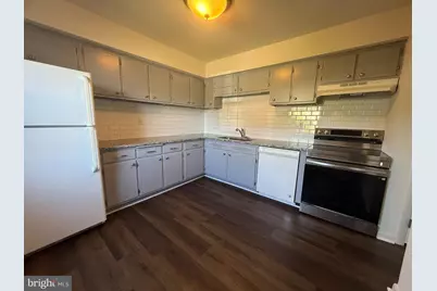 2630 Girard Avenue, West Lawn, PA 19609 - Photo 3
