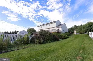 304 Cameron Dr, Douglassville, PA 19518 - Photo 7