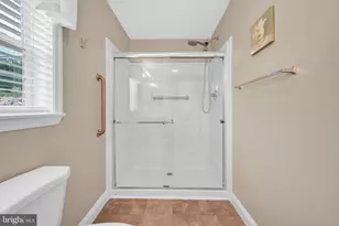 25 Dawn Dr, Douglassville, PA 19518 - Photo 19