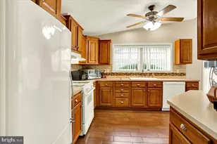 119 Allison Pl, Blandon, PA 19510 - Photo 7