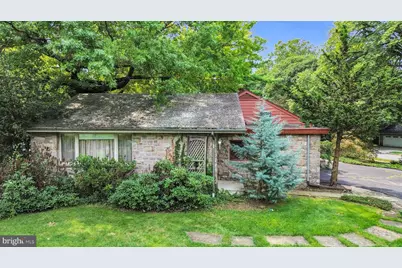 809 Farr Place, Reading, PA 19611 - Photo 3