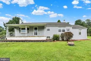 36 Antietam Rd, Temple, PA 19560 - Photo 1
