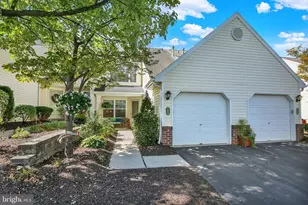109 Hickory Ln, Wyomissing, PA 19610 - Photo 1