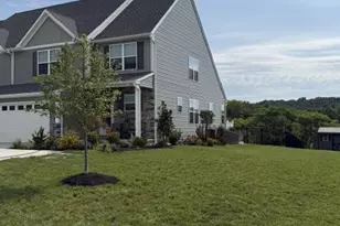 125 Sunglo Dr, Leesport, PA 19533 - Photo 1