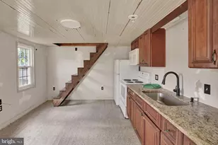 1438 Sesser Ln, Reading, PA 19606 - Photo 7