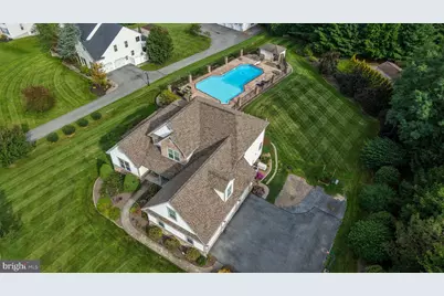 231 Hawkview Court, Mohrsville, PA 19541 - Photo 17