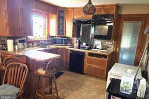118 Swiftwater Ln, Leesport, PA 19533 - Photo 3