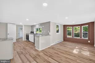 21 Silver Swallow Rd, Reading, PA 19606 - Photo 3