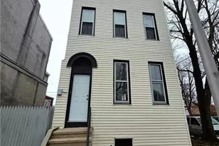 300 Pine St, Reading, PA 19602 - Photo 1