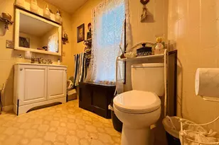 1811 Perkiomen Ave, Reading, PA 19606 - Photo 25