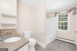 208 N Main St, Douglassville, PA 19518 - Photo 21