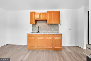 412 Spruce St, Reading, PA 19602 - Photo 7