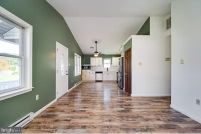 208 Montgomery Avenue, Reading, PA 19606 - Photo 7
