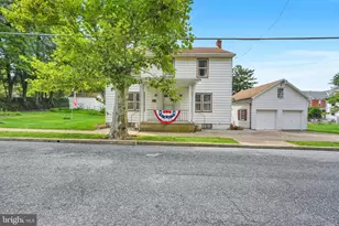 20 S Water St, Womelsdorf, PA 19567 - Photo 5