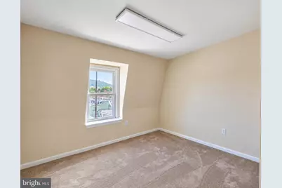 559 N Front Street, Reading, PA 19601 - Photo 9