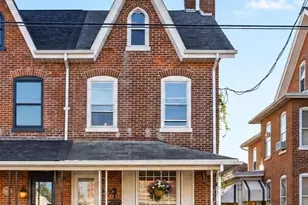518 E Philadelphia Ave, Boyertown, PA 19512 - Photo 1