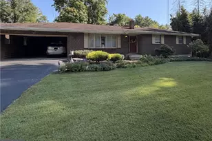 451 W Neversink Rd, Reading, PA 19606 - Photo 1