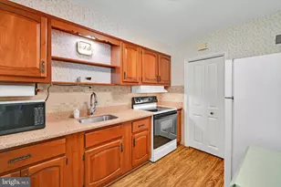 605 Meade Terrace, Reading, PA 19607 - Photo 9