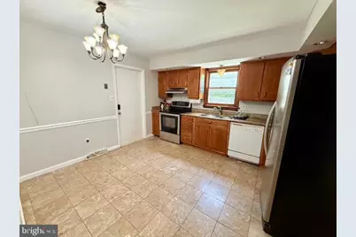 2112 Rosewood Court, Wyomissing, PA 19610 - Photo 5
