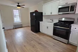 419 Bell Alley, Reading, PA 19602 - Photo 3