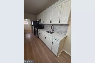 1137 Buttonwood Street, Reading, PA 19604 - Photo 5