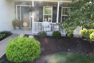 1214 Stonehenge Dr, Reading, PA 19606 - Photo 5