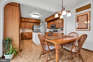 24 Upland Rd, Wyomissing Hills, PA 19609 - Photo 35