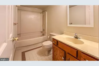 109 Valley Greene Cr, Wyomissing, PA 19610 - Photo 17