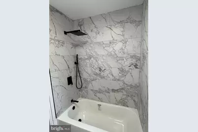421 N 12th Street, Reading, PA 19604 - Photo 7