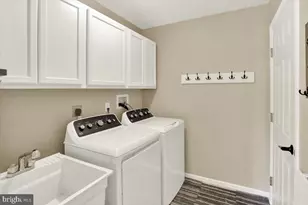 131 Quarry View Dr, Morgantown, PA 19543 - Photo 19