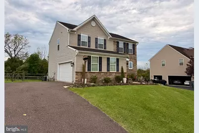 138 Meadowside Drive, Douglassville, PA 19518 - Photo 3