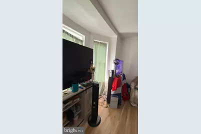 353 N 2nd Street, Reading, PA 19601 - Photo 17
