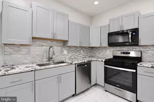 346 Spring St, Reading, PA 19601 - Photo 7