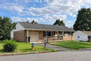 308 Blackwood Dr, Reading, PA 19606 - Photo 1
