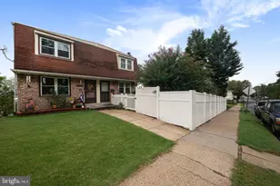1126 N Front St, Reading, PA 19601 - Photo 1