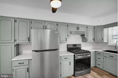 303 S 3rd Avenue, Reading, PA 19611 - Photo 11