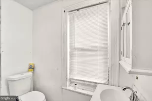 622 N 12th St, Reading, PA 19604 - Photo 7
