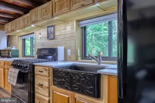 1154 Park Rd, Elverson, PA 19520 - Photo 5