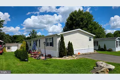 59 Mansfield Drive, Macungie, PA 18062 - Photo 1
