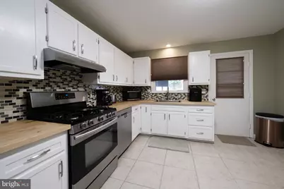 129 Wernersville Boulevard, Wernersville, PA 19565 - Photo 13