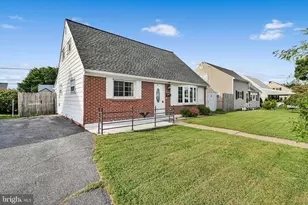 807 Tuckerton Ave, Temple, PA 19560 - Photo 3